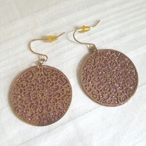 Gold Filigree Pink Glitter Round Earrings